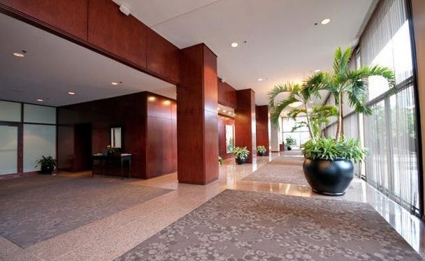 North Harbor Tower photo 3