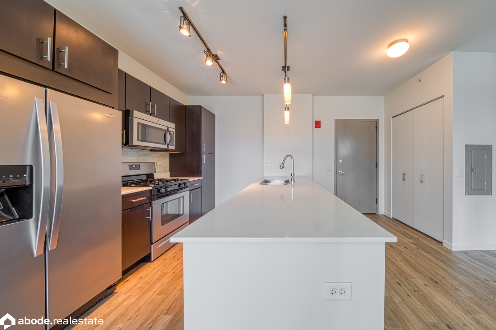 Halsted Flats photo 63