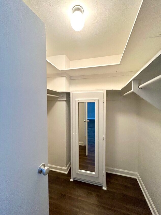 Continental Condos photo 35