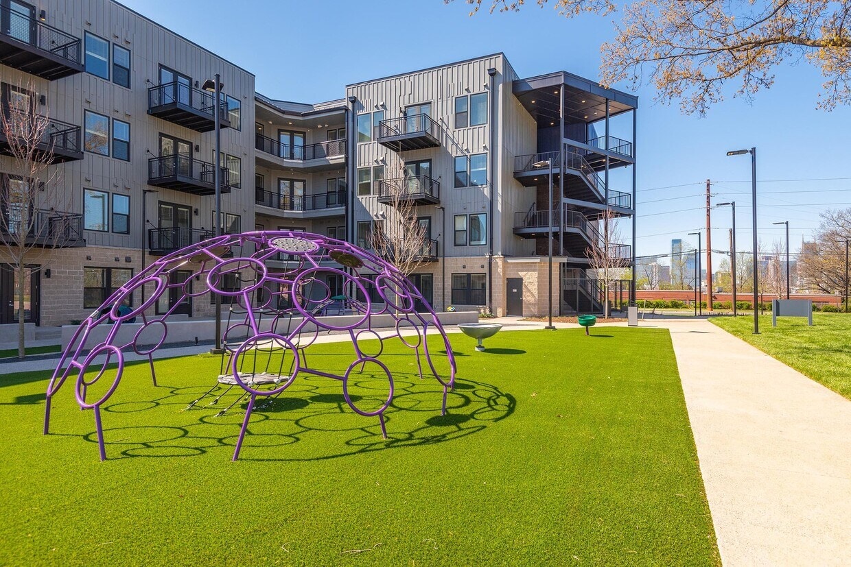 Cherry Oaks photo 33