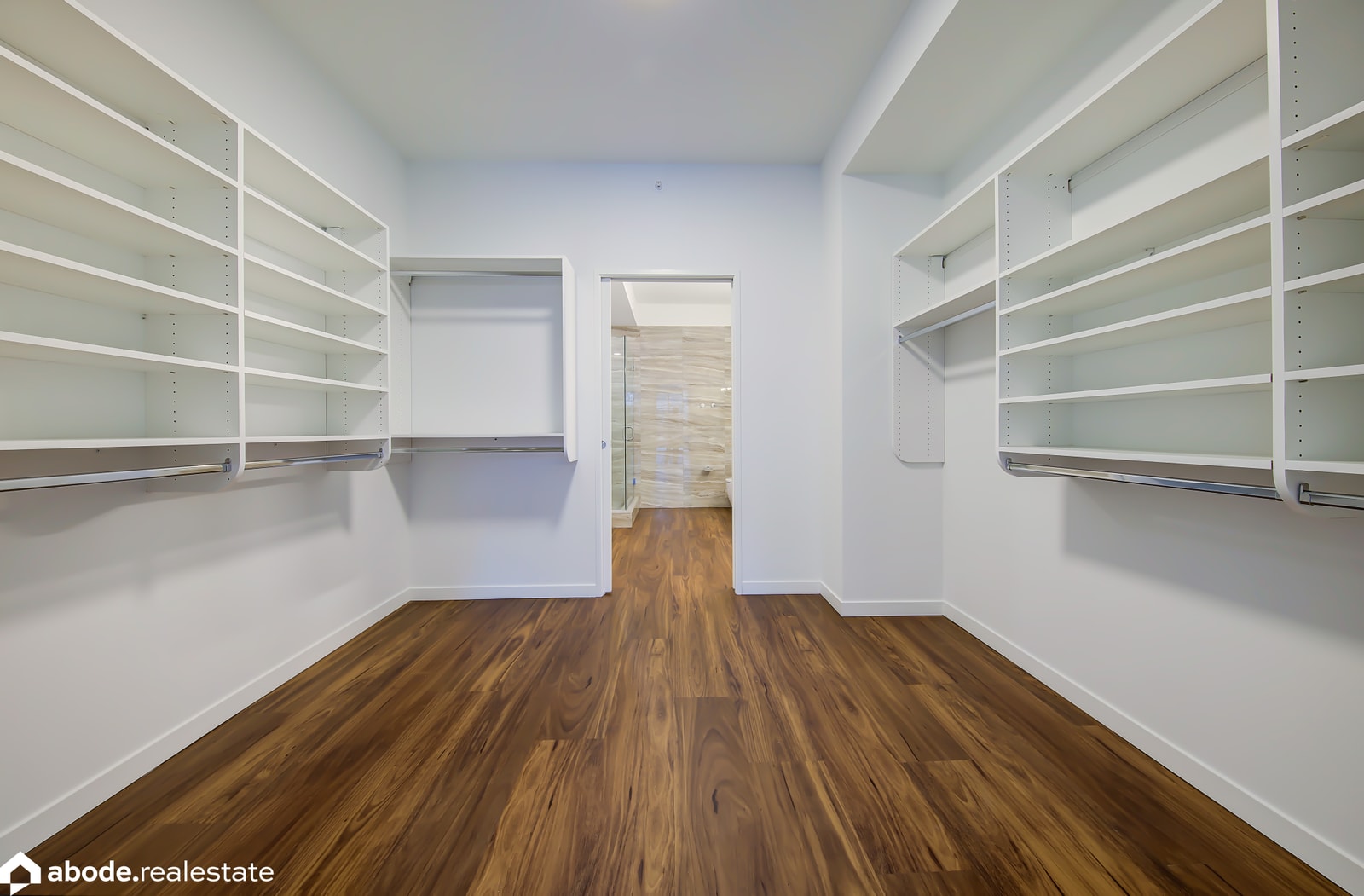 Optima Lakeview photo 128