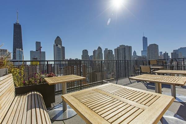 100 West Chestnut Apartments photo 48