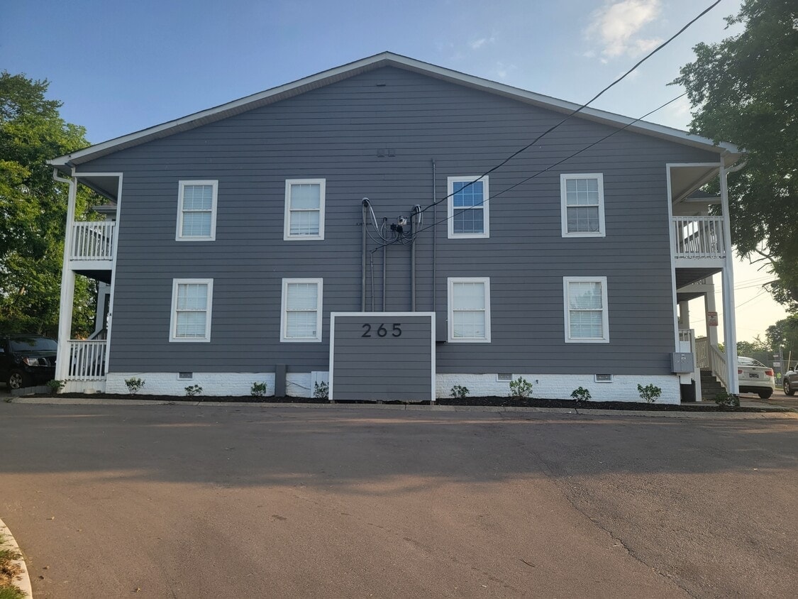 Hickory Lofts photo 32