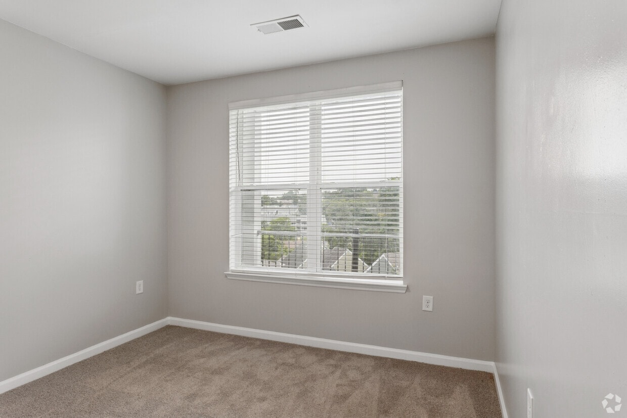 Hermitage Flats photo 14