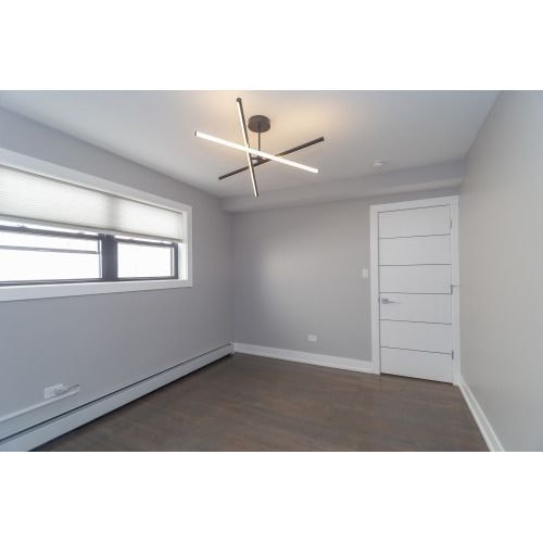 6331 N Magnolia photo 3