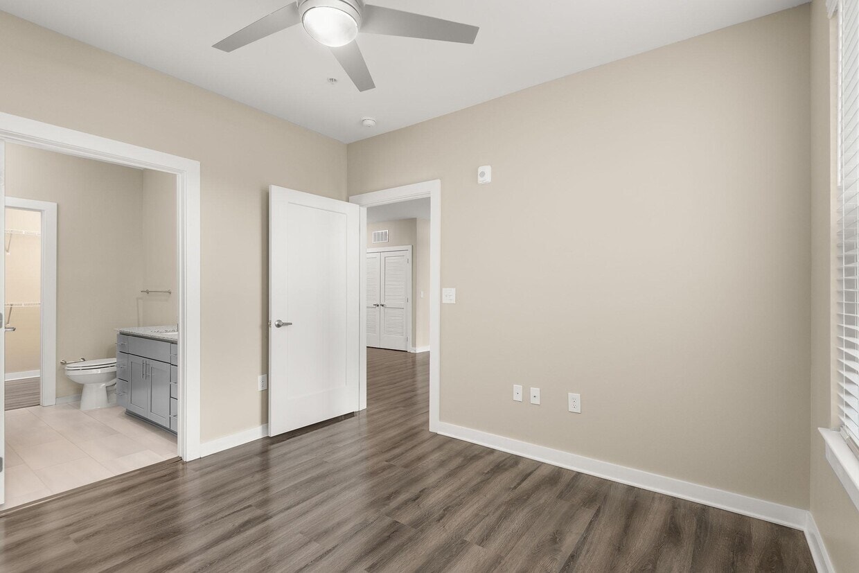 Cherry Oaks photo 47