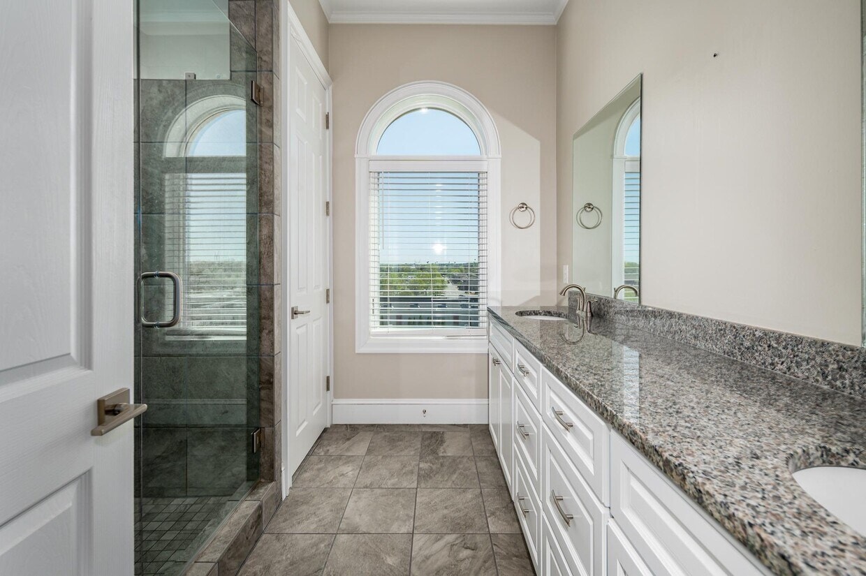 The Gateway Village photo 62