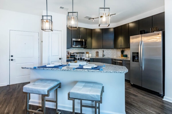 2401 Lakeshore Dr, Old Hickory, TN 37138 — kitchen view