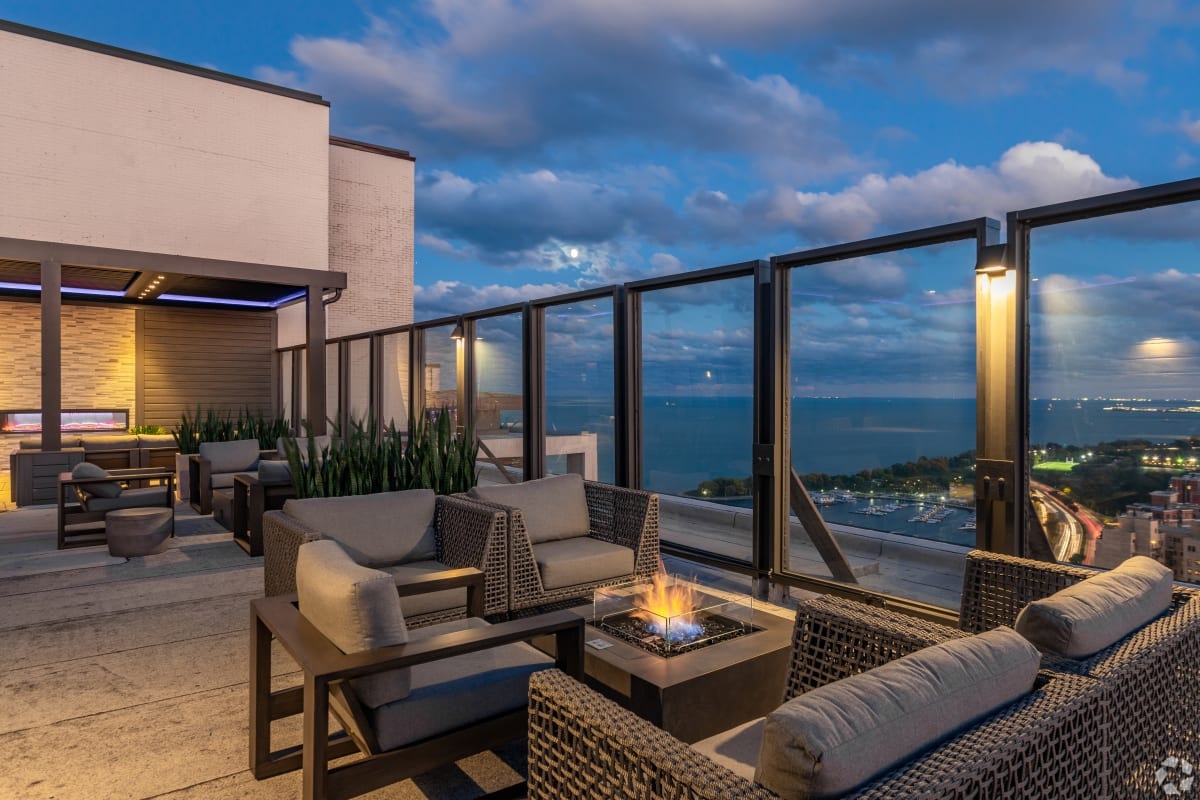 3450 N. Lake Shore Drive photo 15