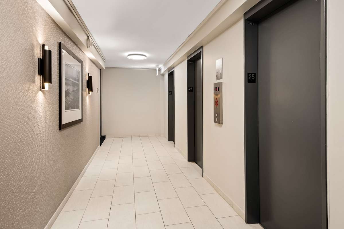 3450 N. Lake Shore Drive photo 25