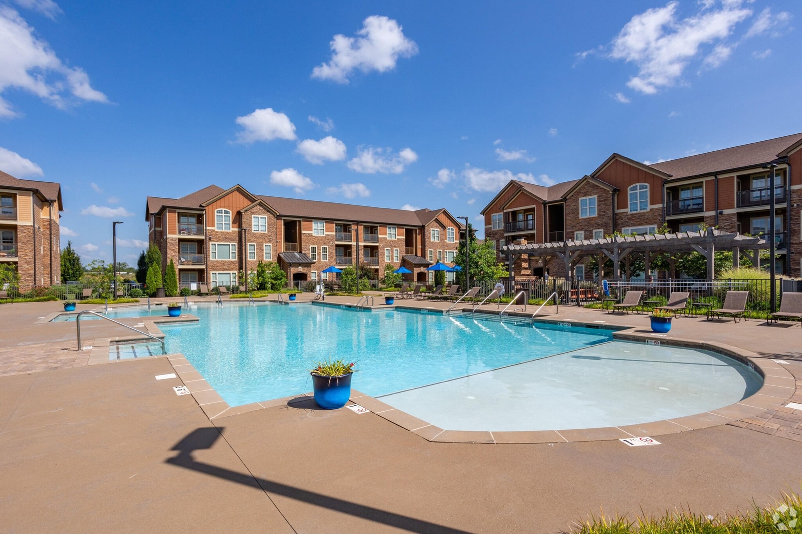5150 Jack Byrnes Dr, Murfreesboro, TN 37128 — exterior view