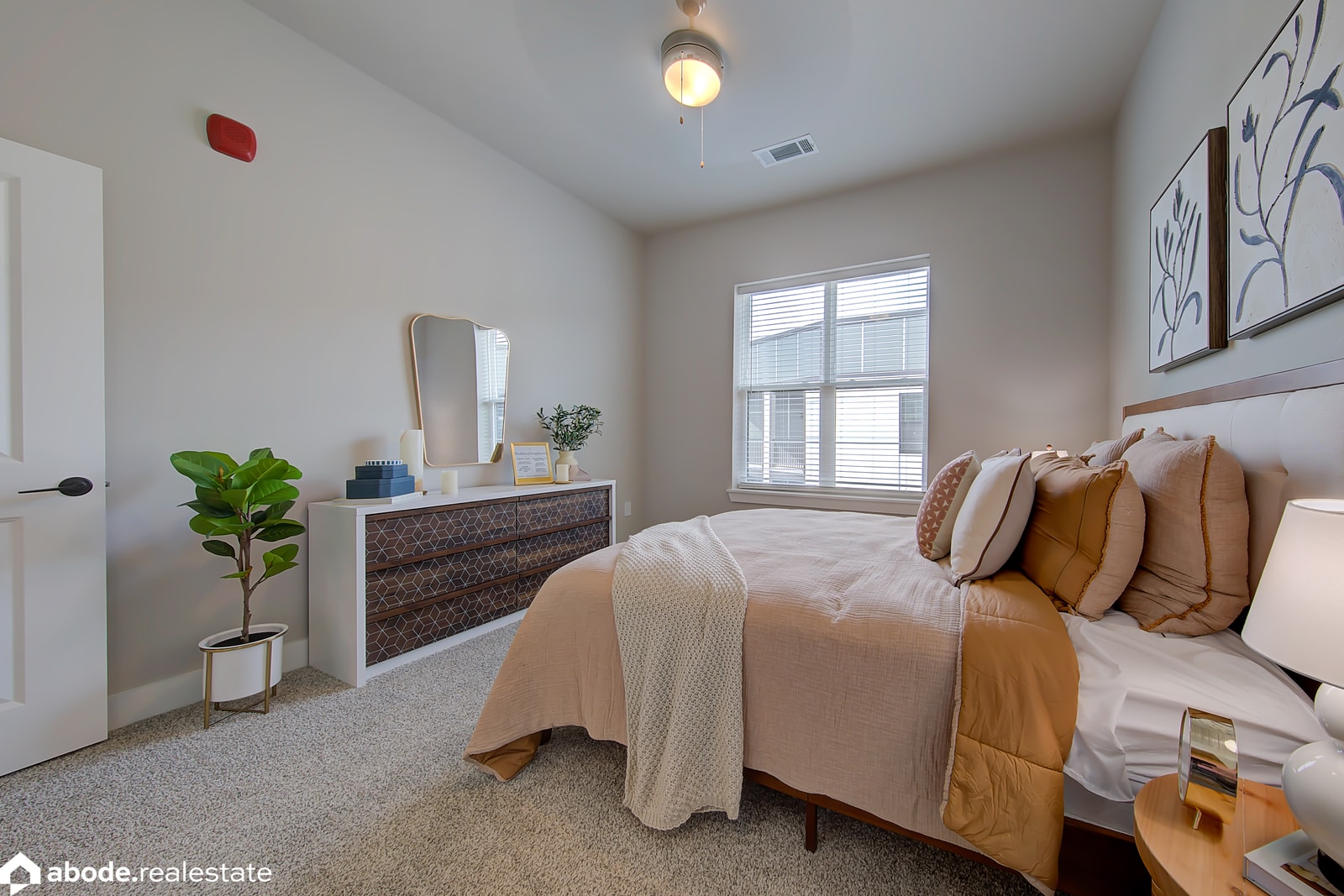 CODA Wedgewood Houston Luxury Apartments photo 18