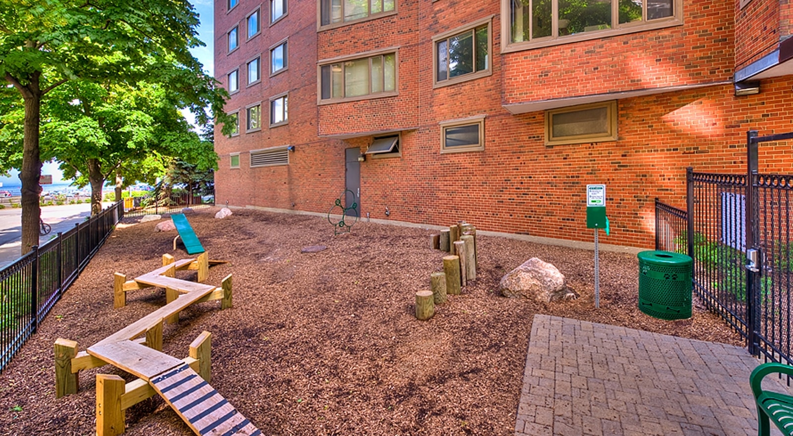1350 North Lake Shore Drive photo 58