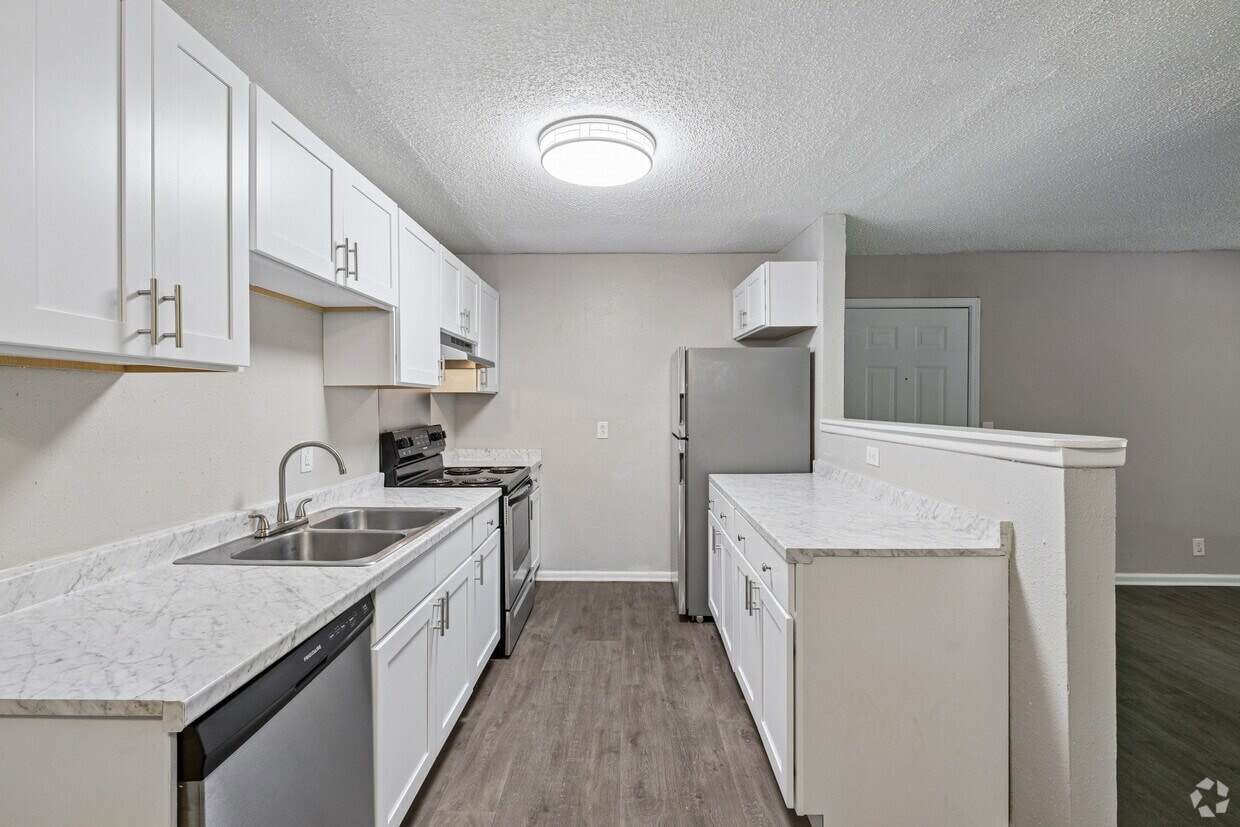 Kingwood photo 28
