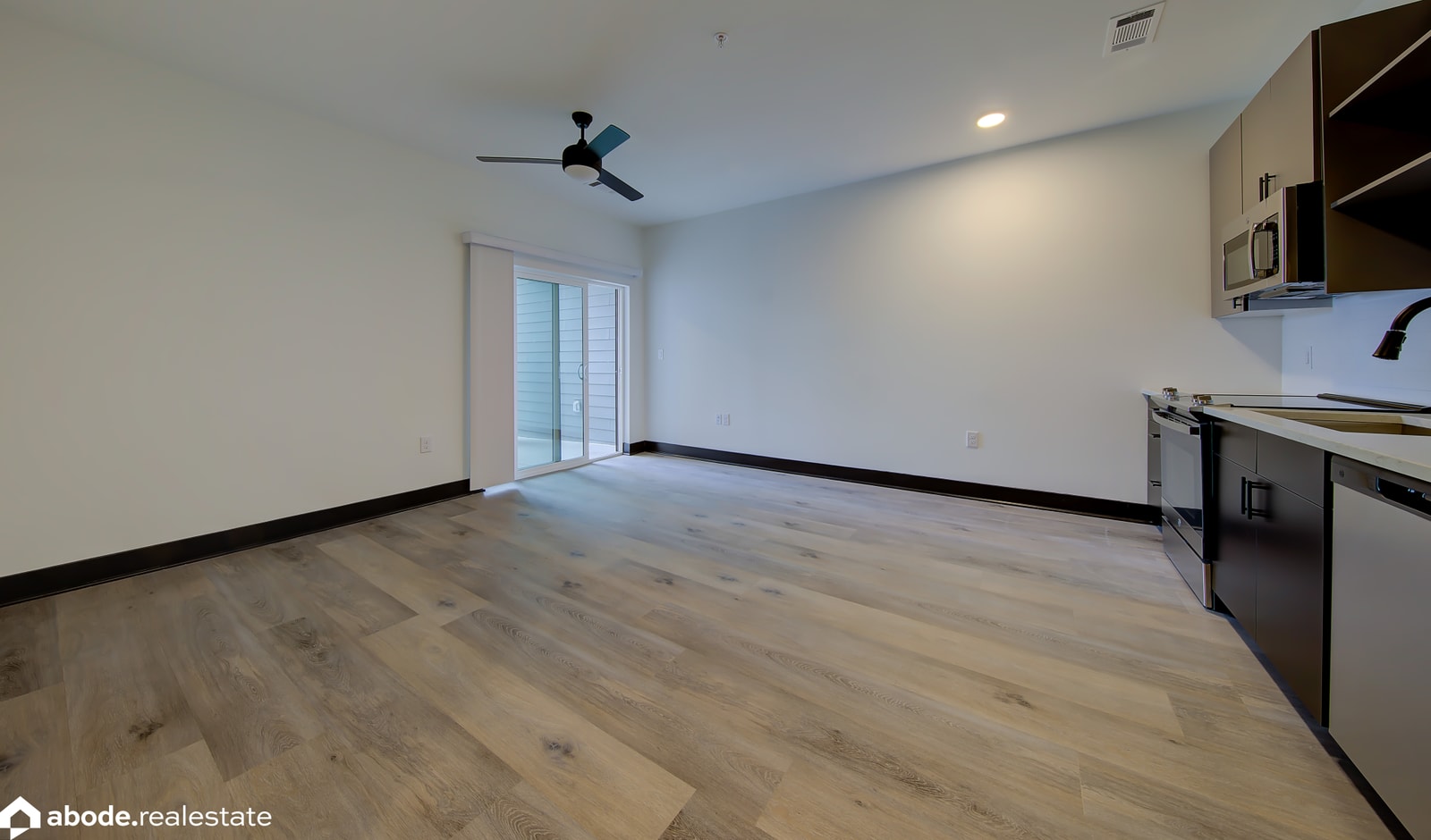 Abberly Riverwalk Apartment Homes photo 84