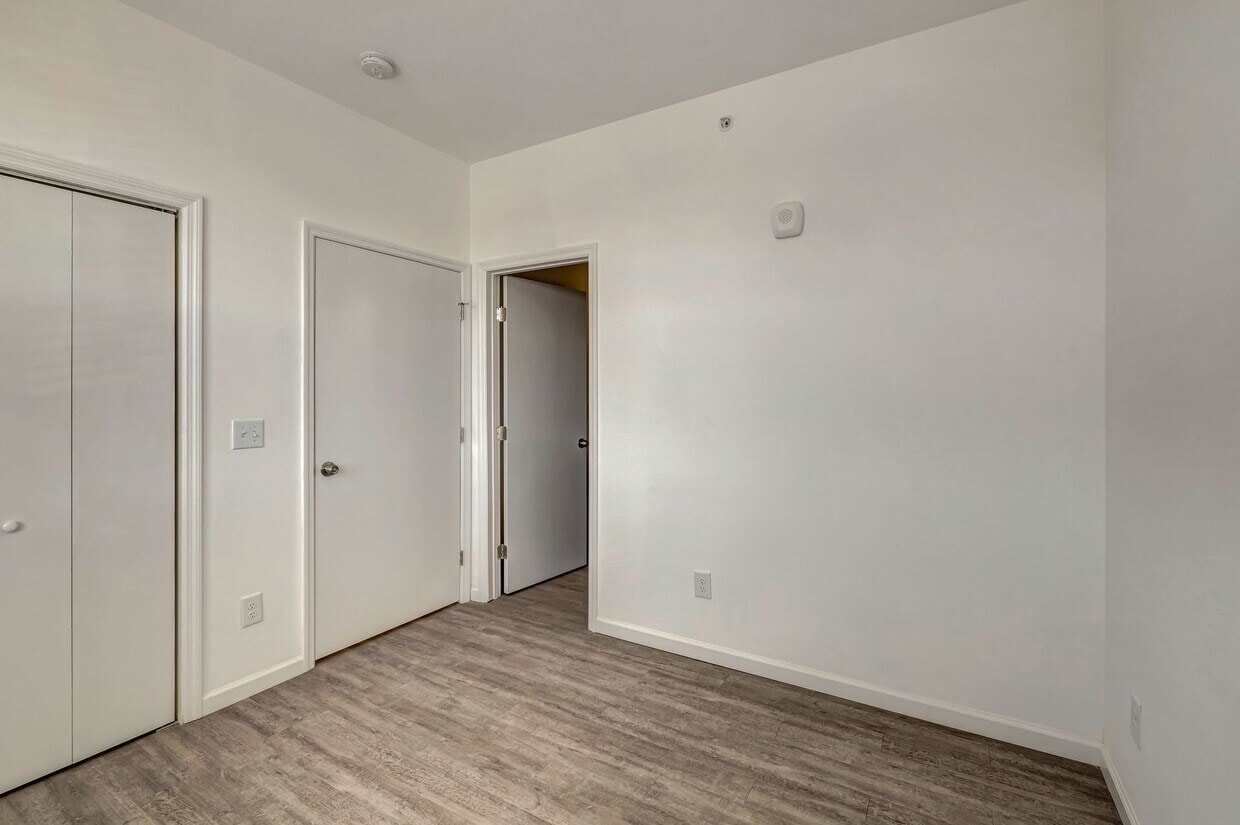 Hickory Lofts photo 44