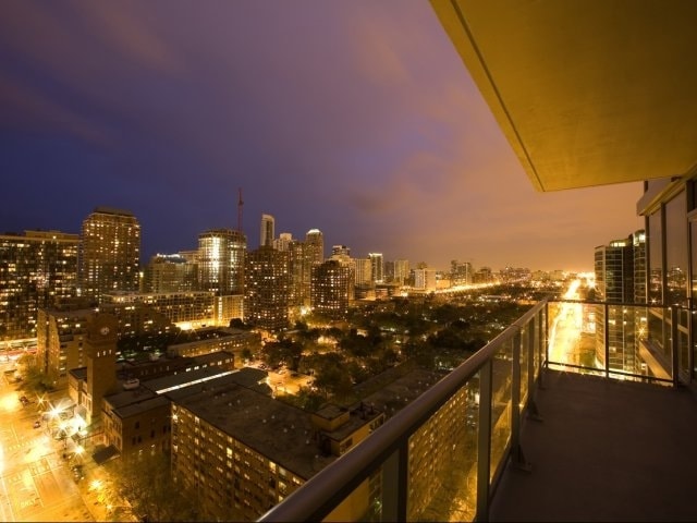 Burnham Pointe photo 78