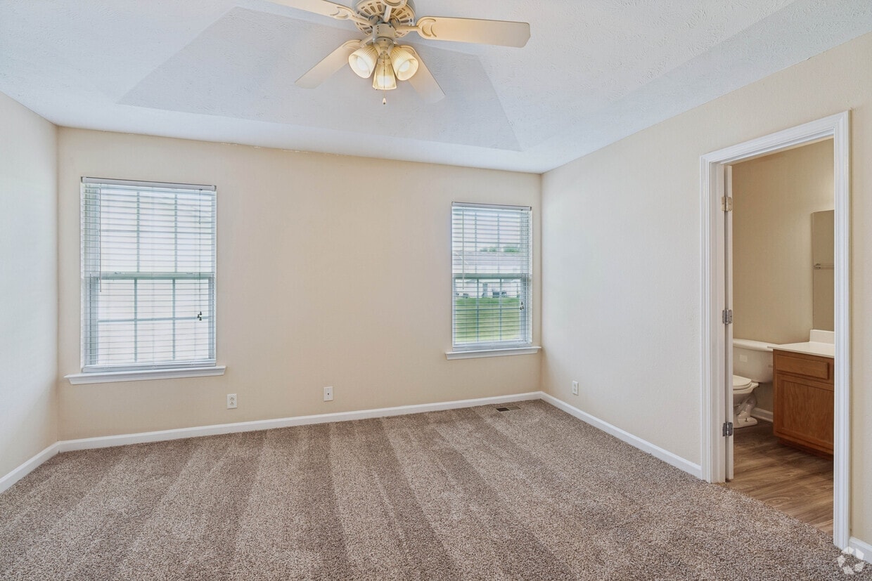 The Summit Townhomes photo 46