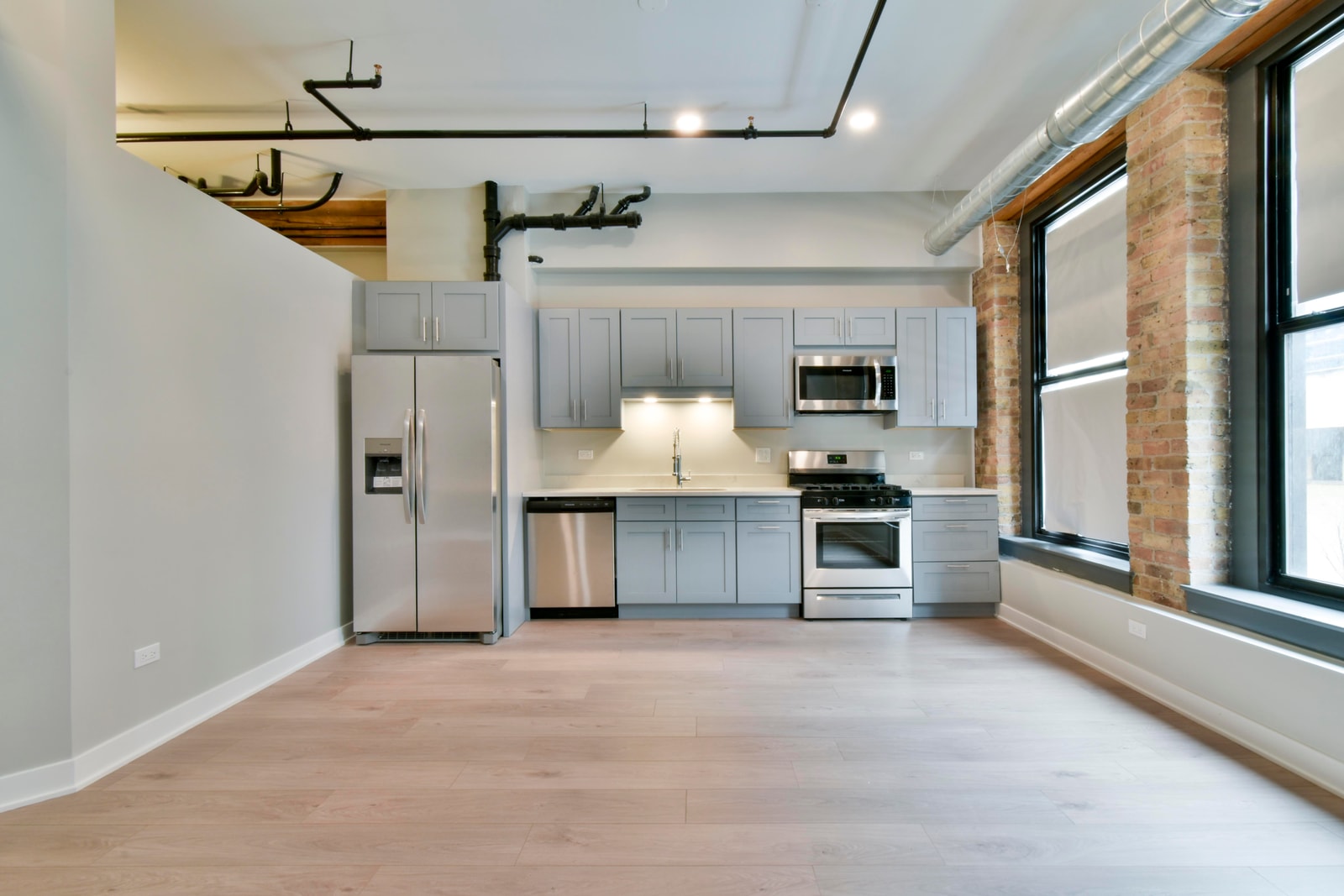Hubbard Place photo 106