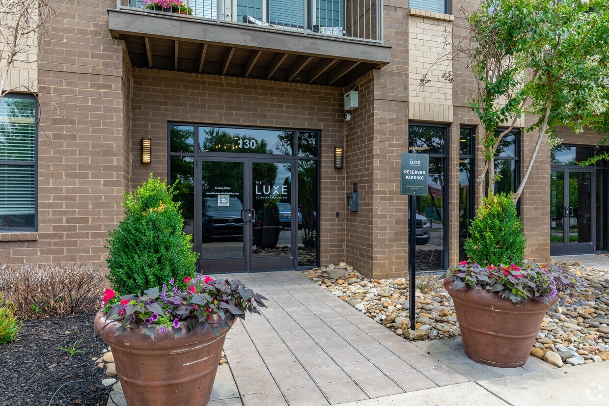 The Luxe at Indian Lake Village photo 16