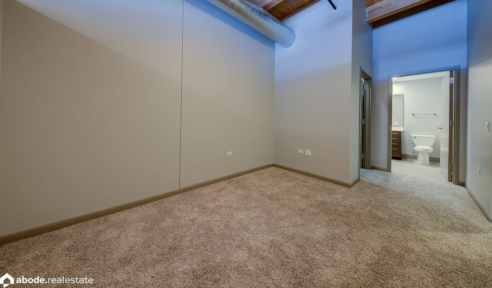 Lofts at River East photo 6