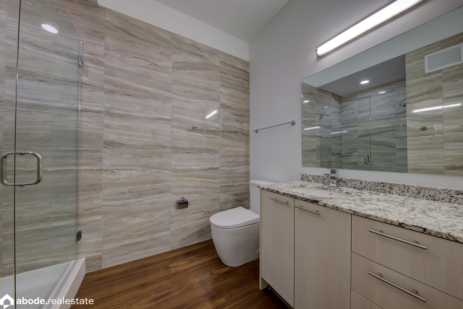Optima Lakeview photo 73