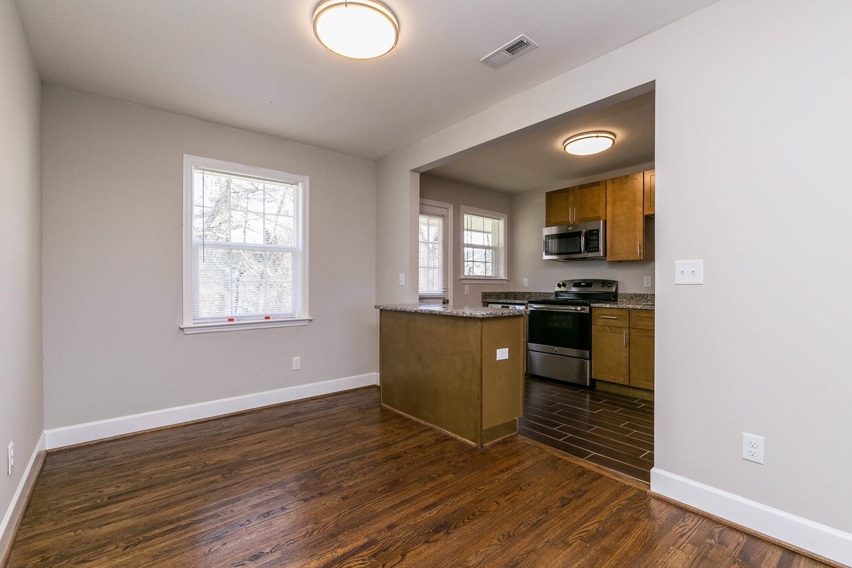 The Flats of Donelson photo 12