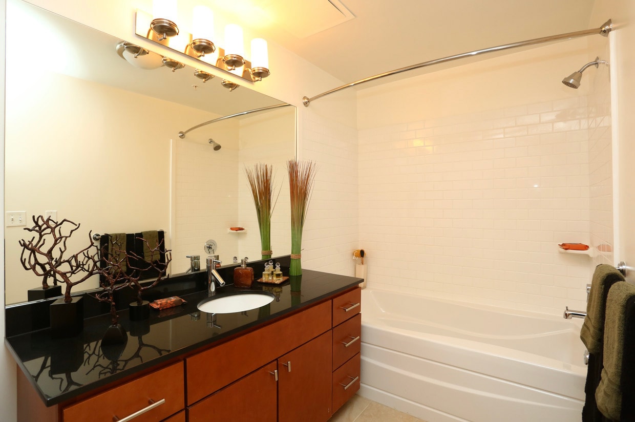 Oak Park Place photo 2