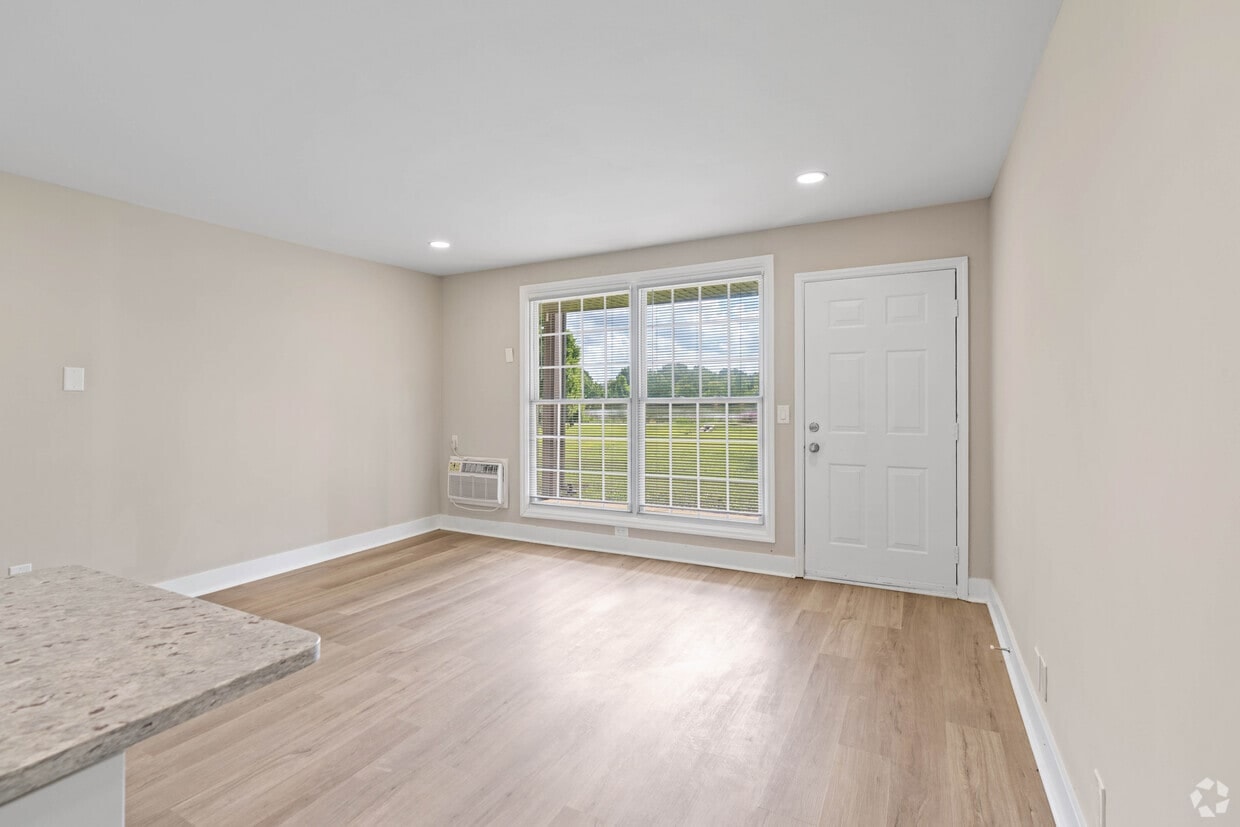 Lakeside Studio Apartments photo 11
