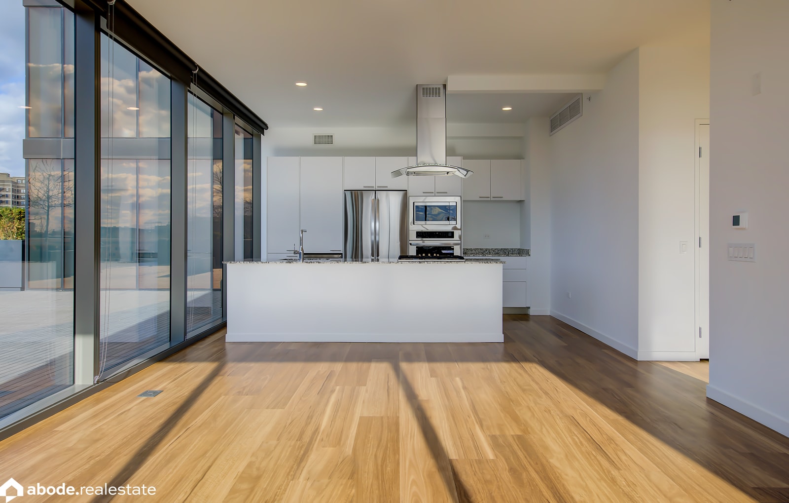 Optima Lakeview