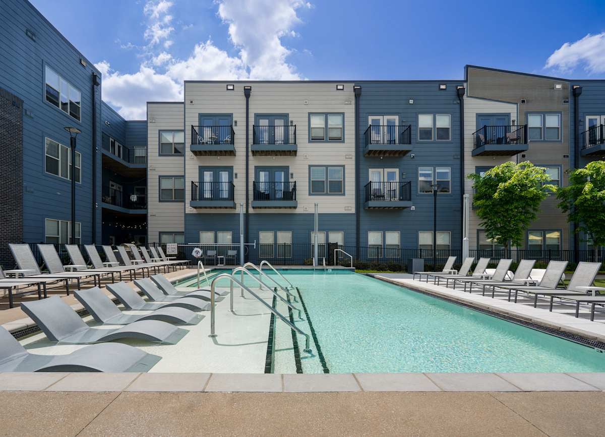 1605 54th Ave N, Nashville, TN 37209 — exterior view