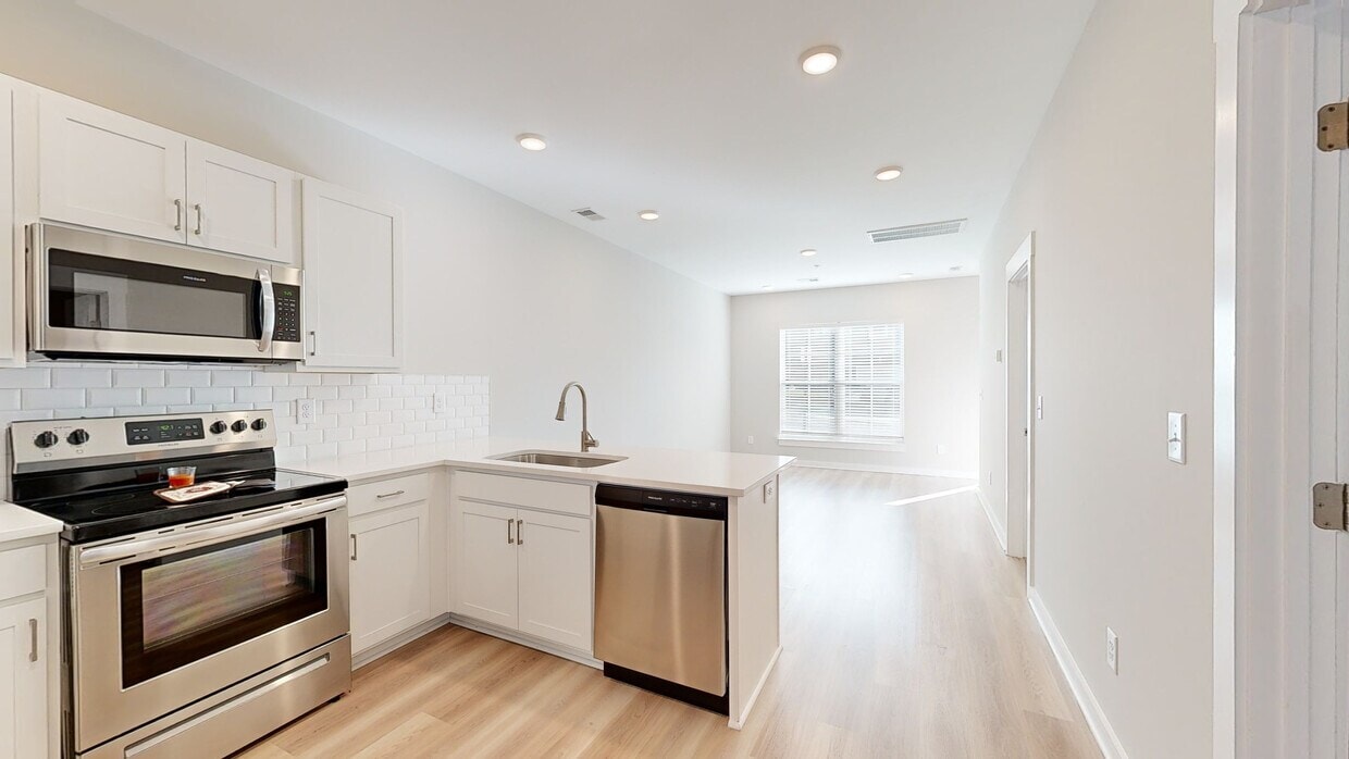 Stadium Townhomes photo 6