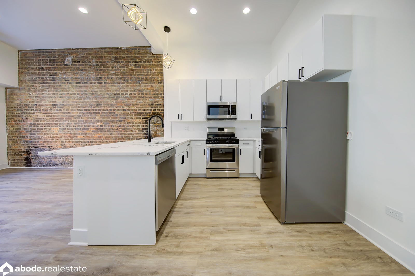 4731 N Western Ave photo 14