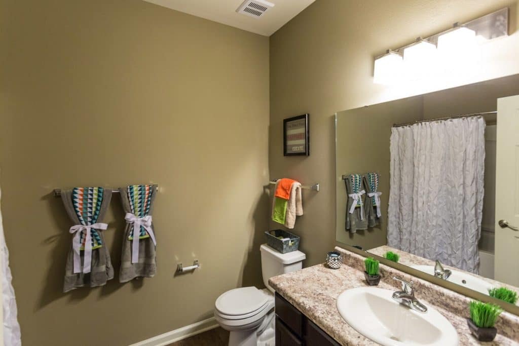 3562 Pin Hook Rd, Antioch, TN 37013 — living view