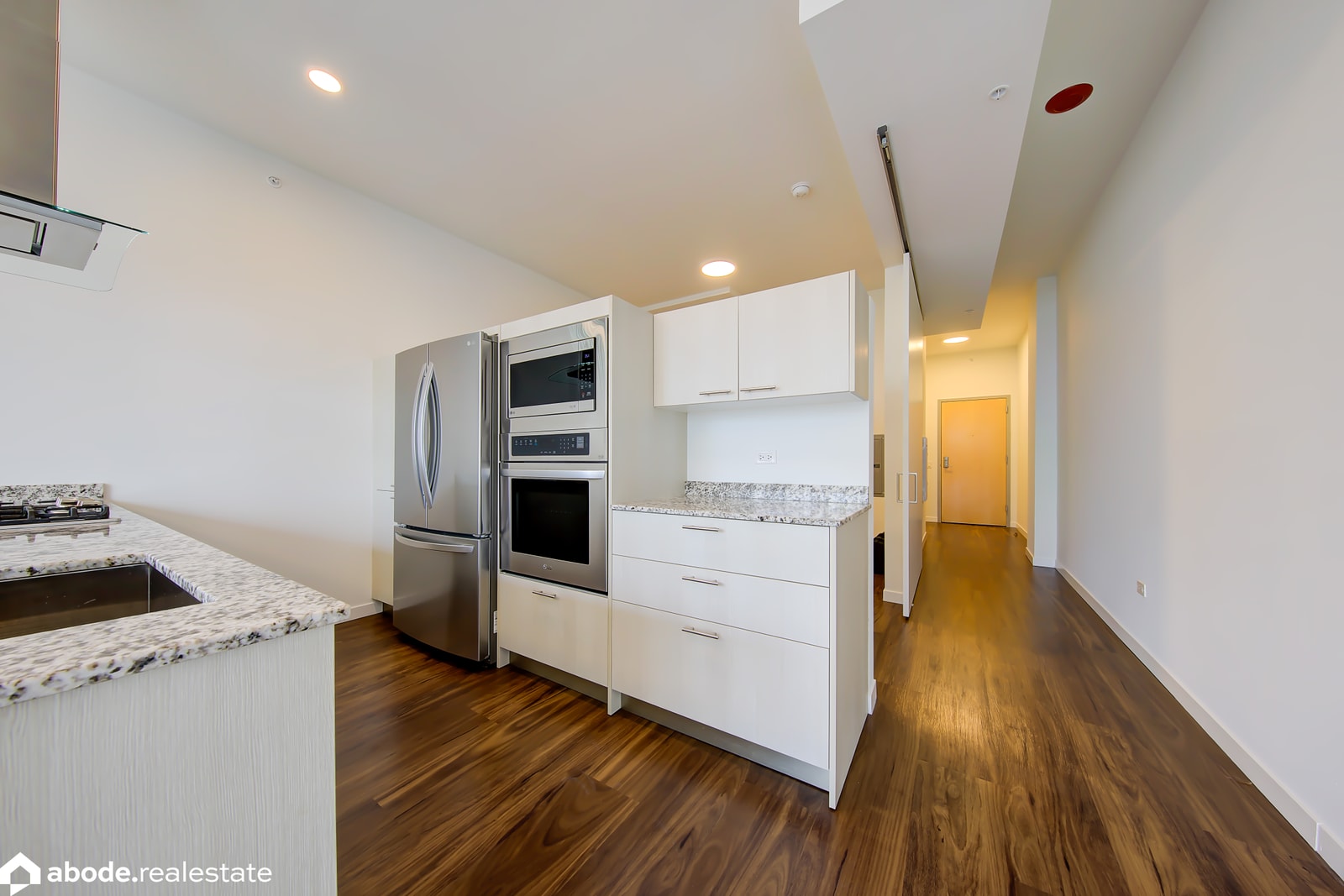Optima Lakeview photo 65