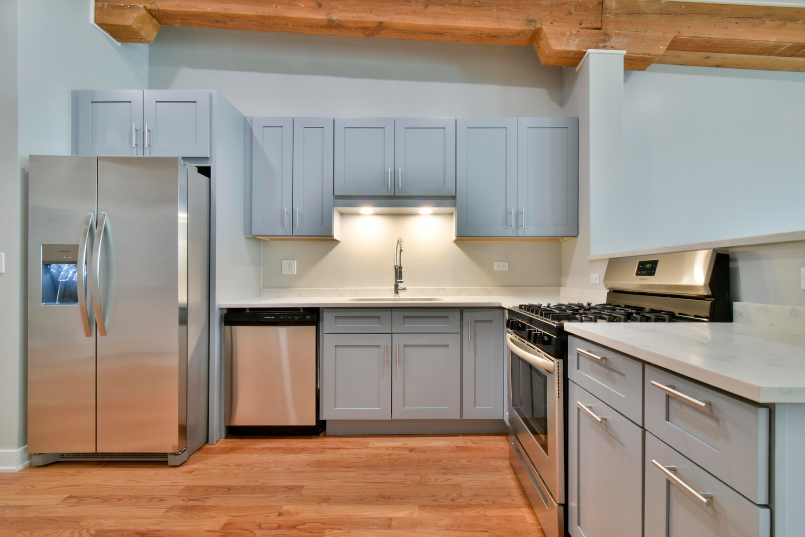 Hubbard Place photo 16