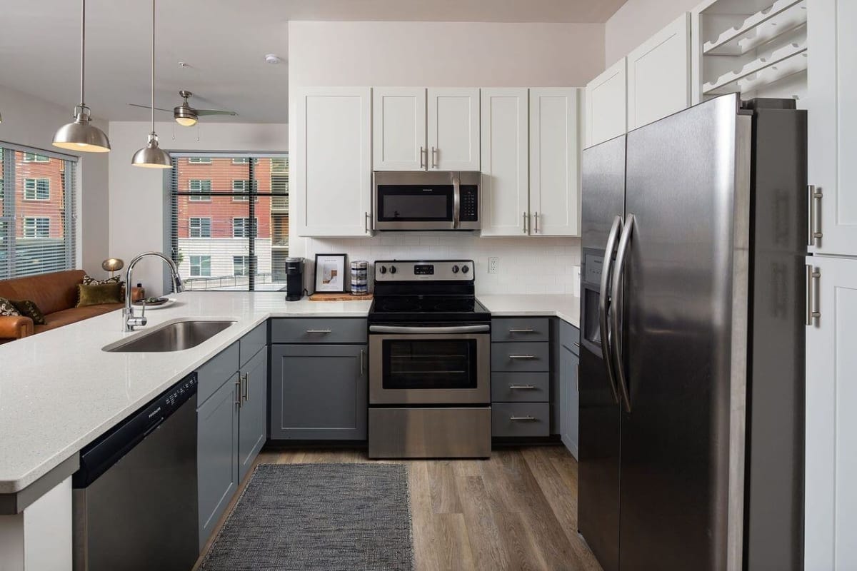 200 Madison St, Nashville, TN 37208 — kitchen view