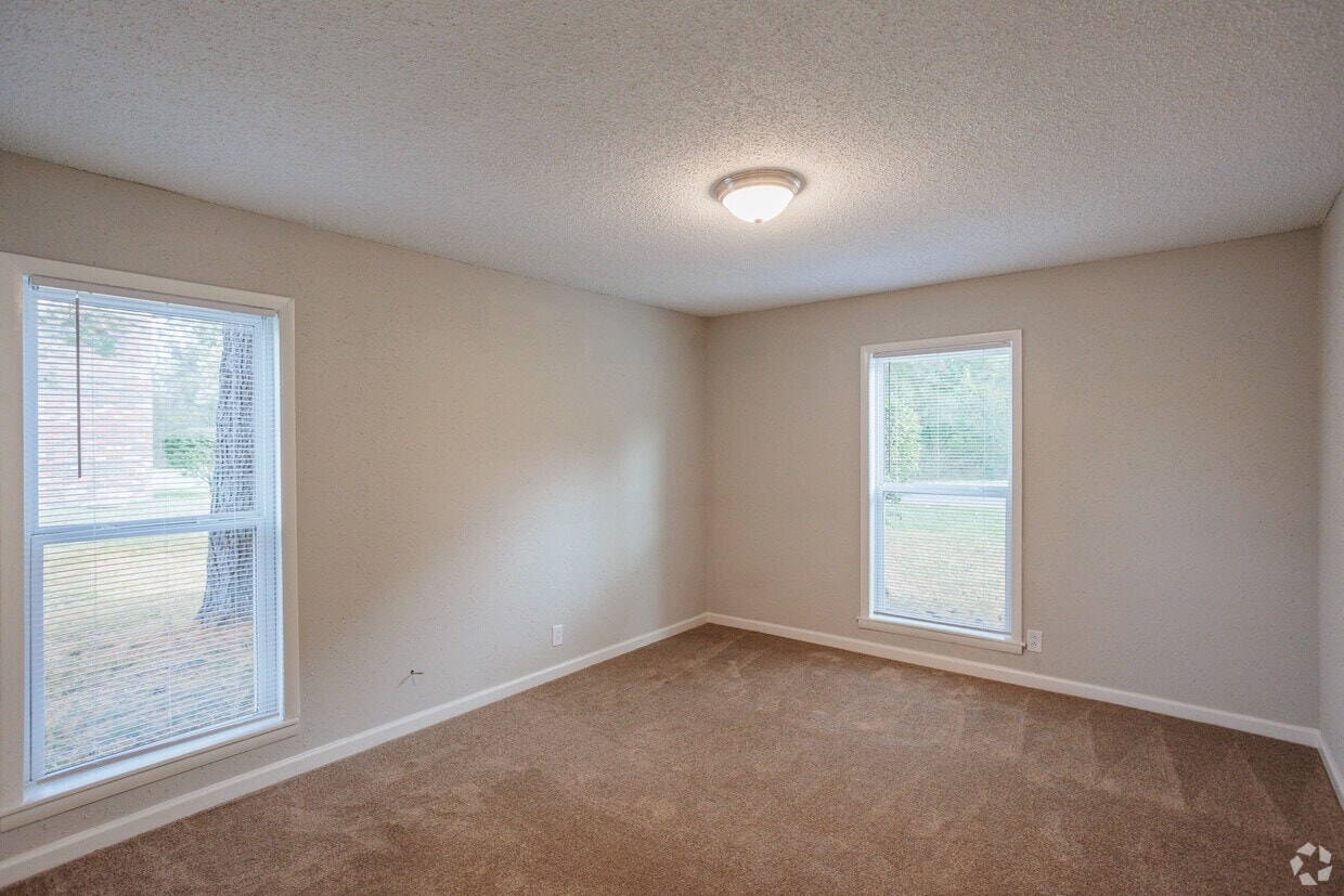 Kingwood photo 17