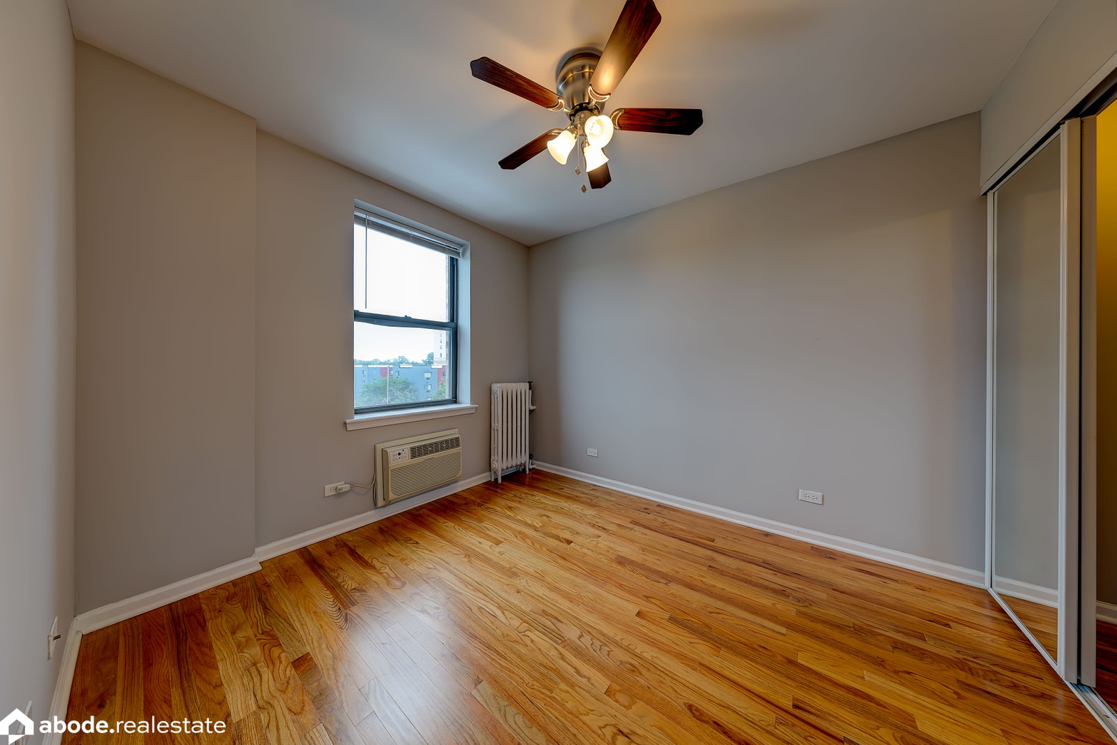 Uptown Regency photo 9