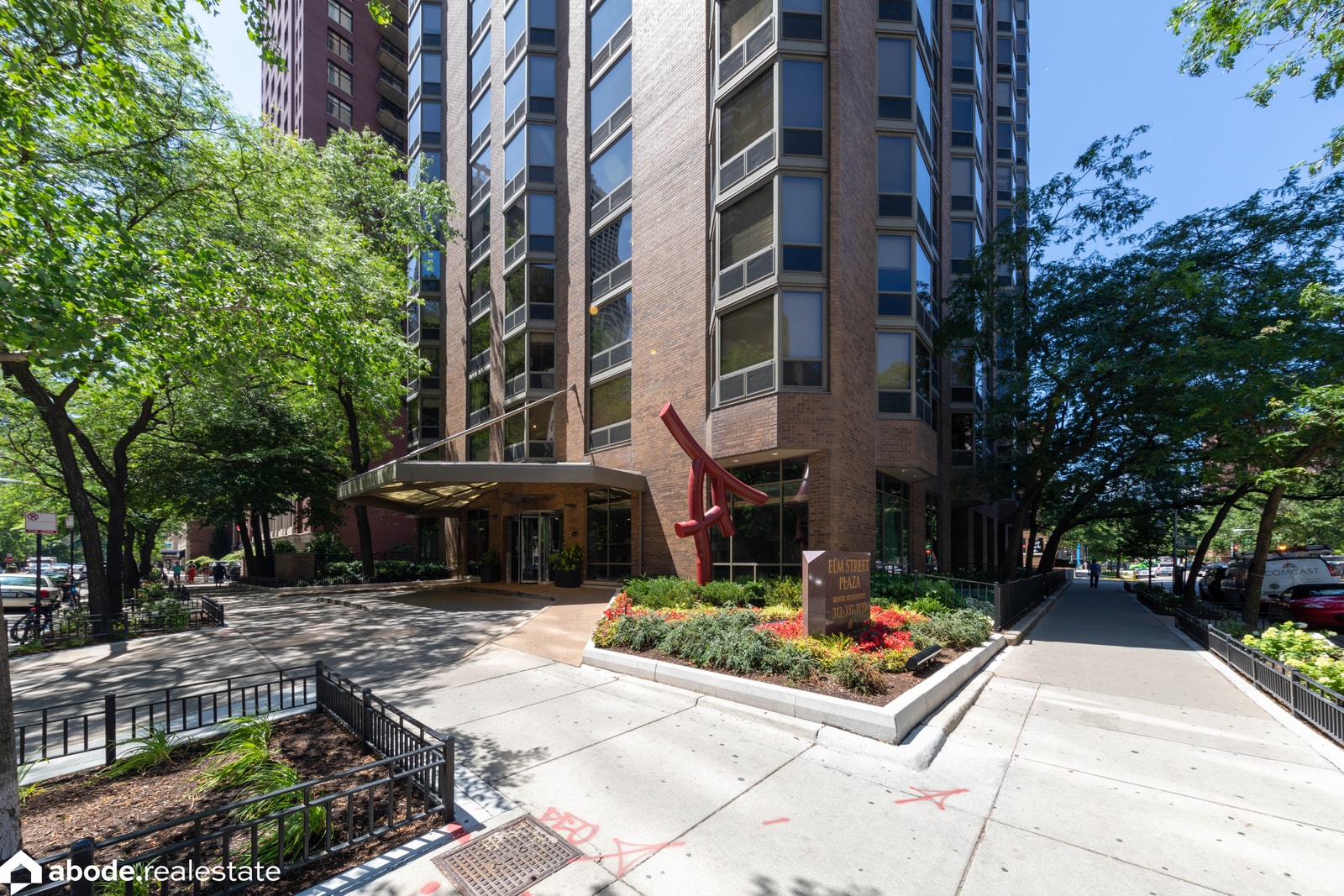 Elm Street Plaza photo 40