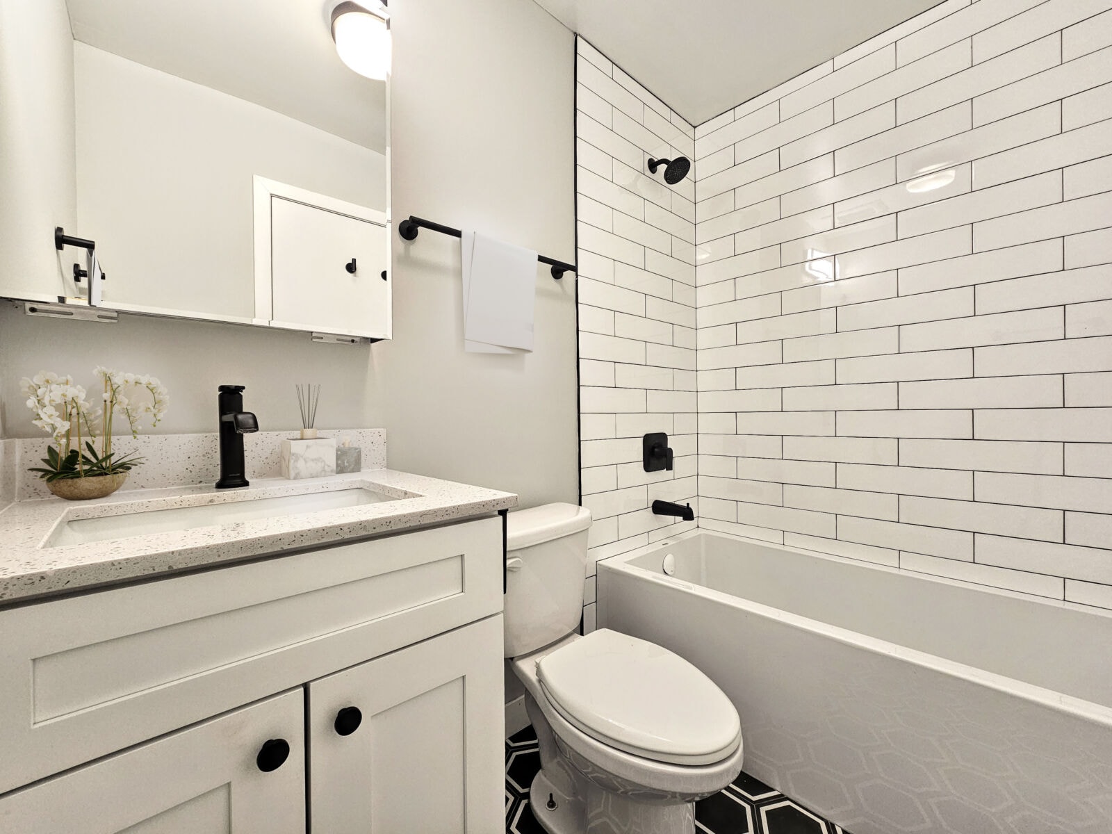 528 Oakdale photo 21