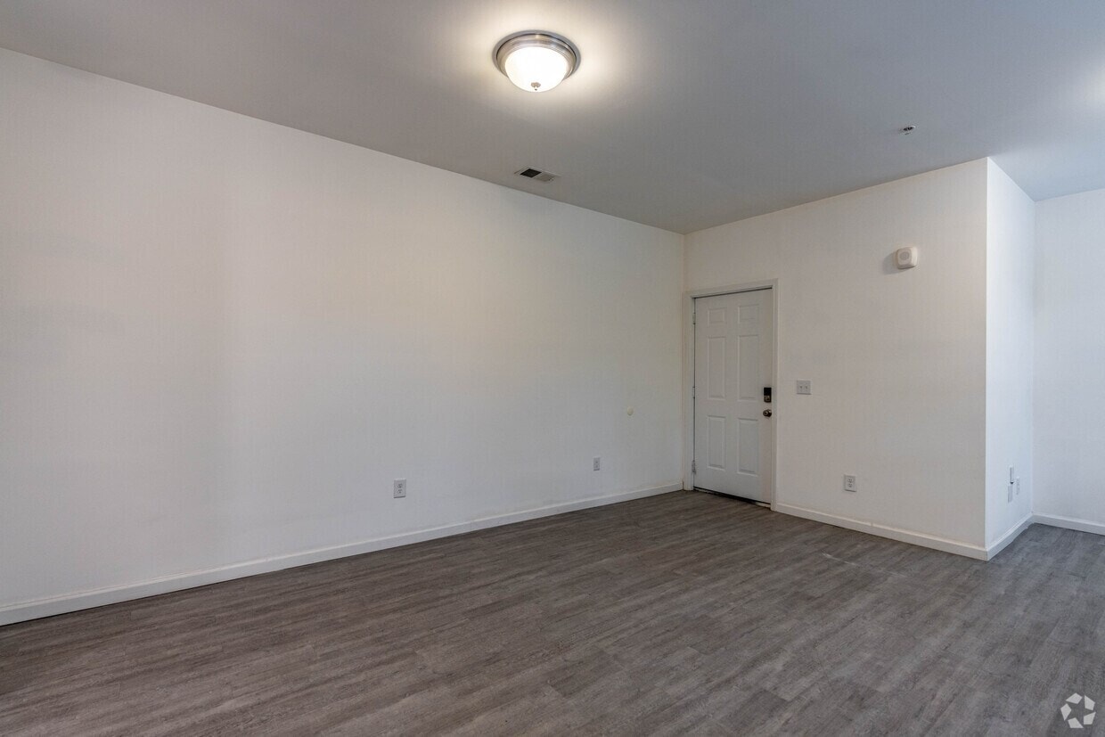 Hickory Lofts photo 35