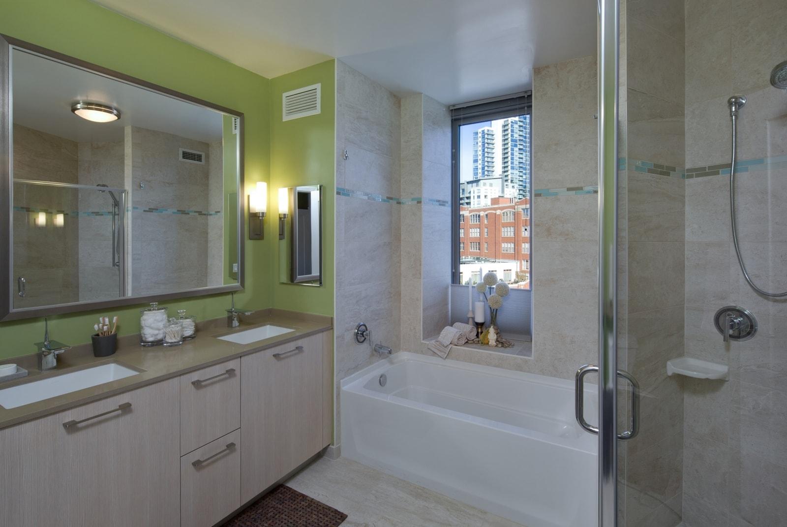 Hubbard Place photo 145
