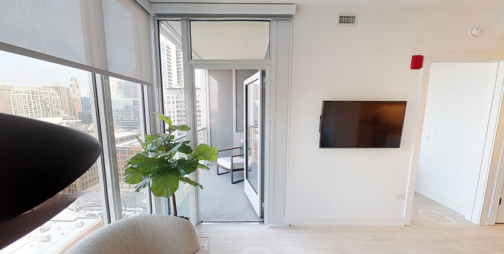 369 Grand by Onni photo 4