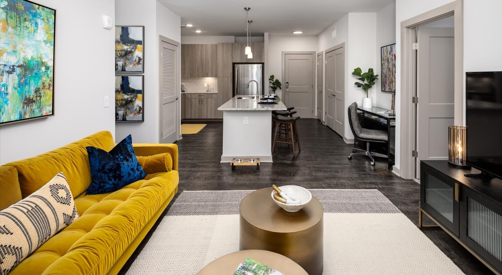 350 Old Hickory Blvd, Nashville, TN 37221 — kitchen view