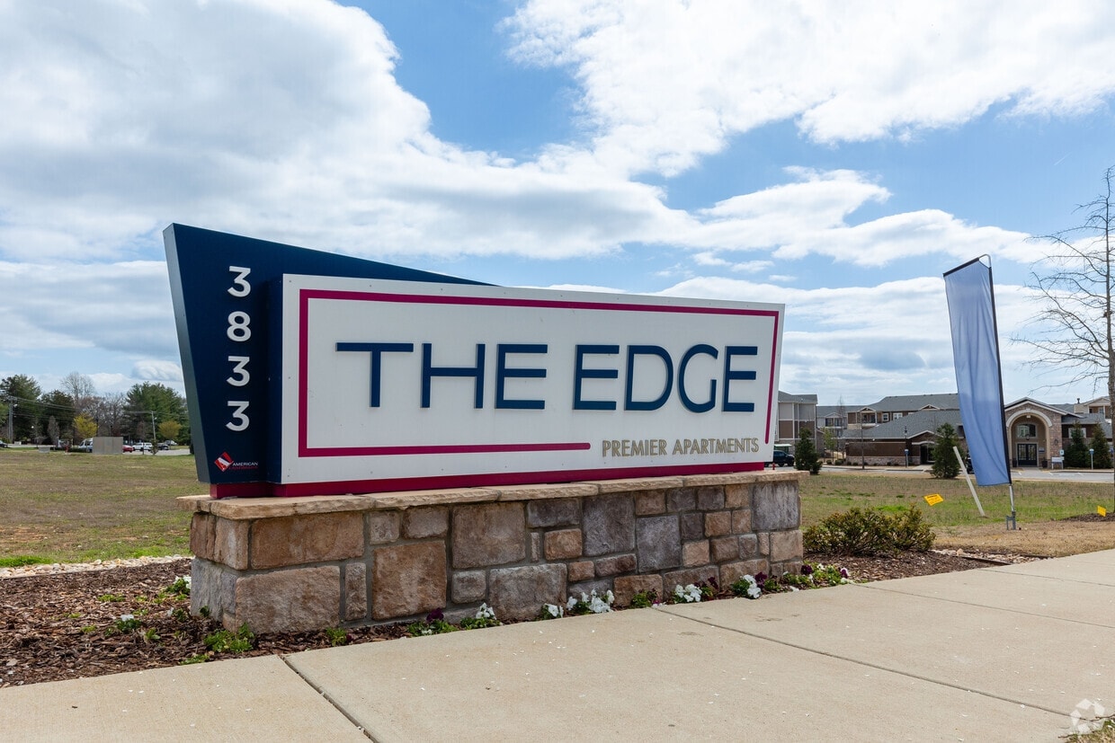 The Edge photo 30
