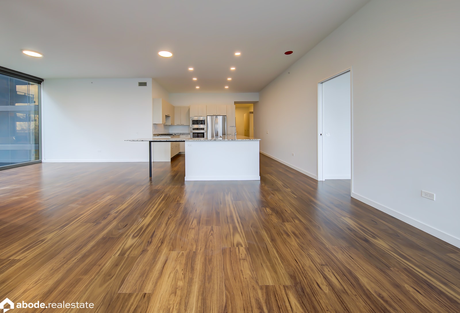 Optima Lakeview photo 79