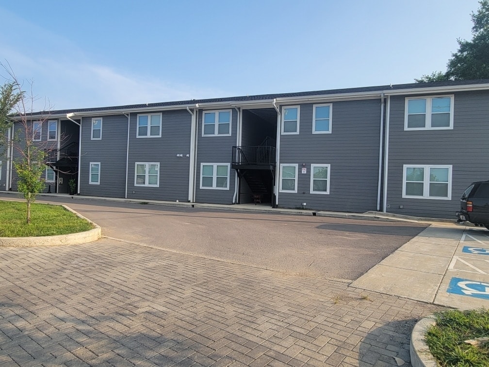 Hickory Lofts photo 30