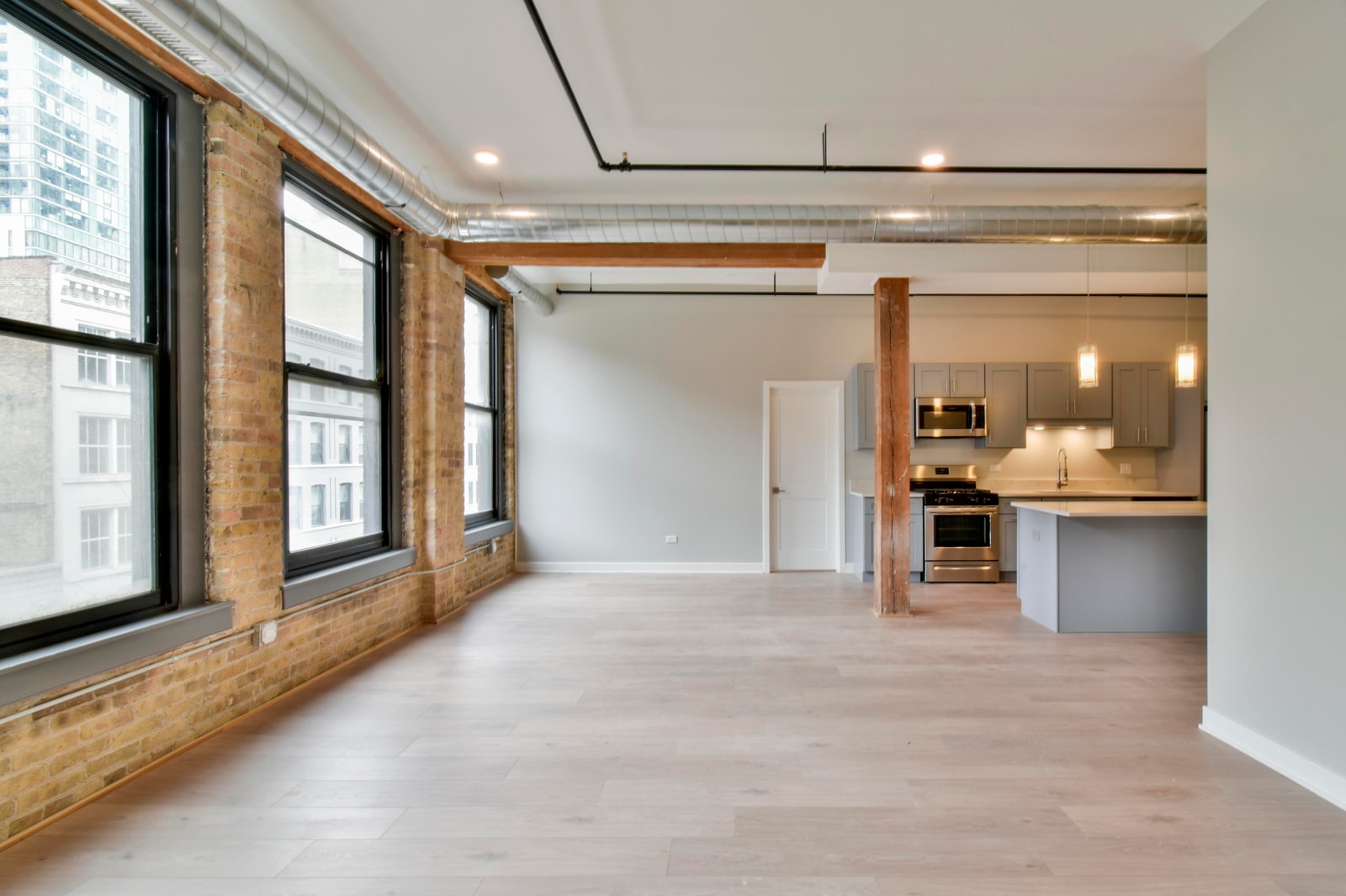 Hubbard Place photo 40