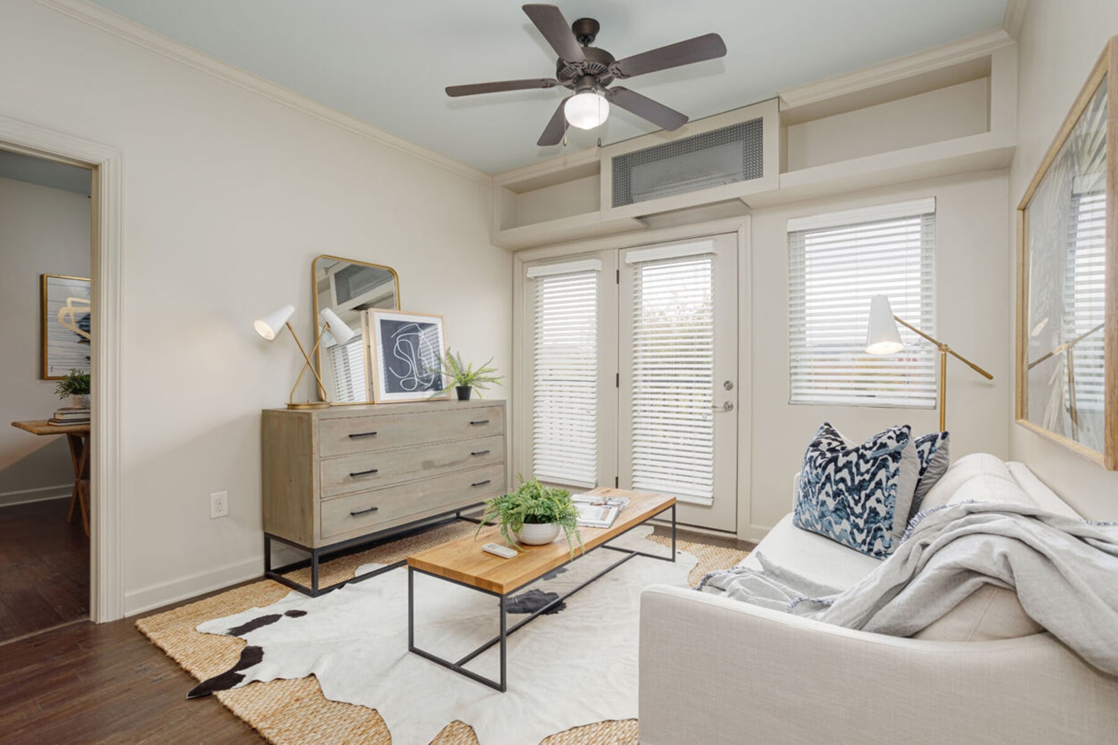 2215 Abbott Martin Rd, Nashville, TN 37215 — all view
